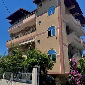 Serenade Durrës