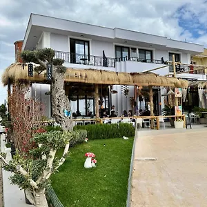 Saly Durrës